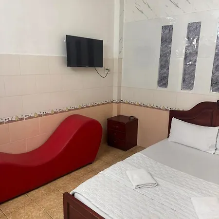 Tan Ty Mon Hotel